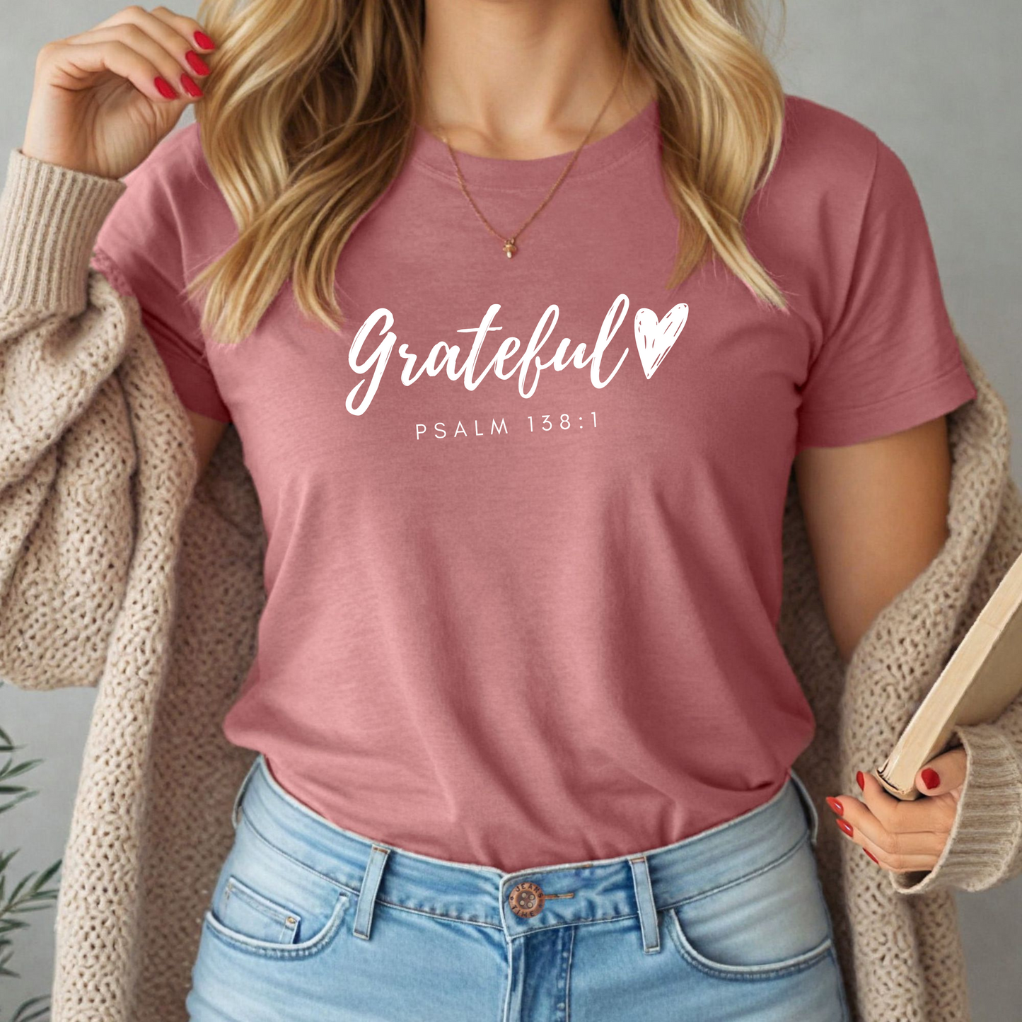 Grateful Heart” Christian t-shirt in fall colors (mustard, mauve, heather brown, burgundy, and black) featuring Psalm 138:1 design, ideal for faith-based fall fashion